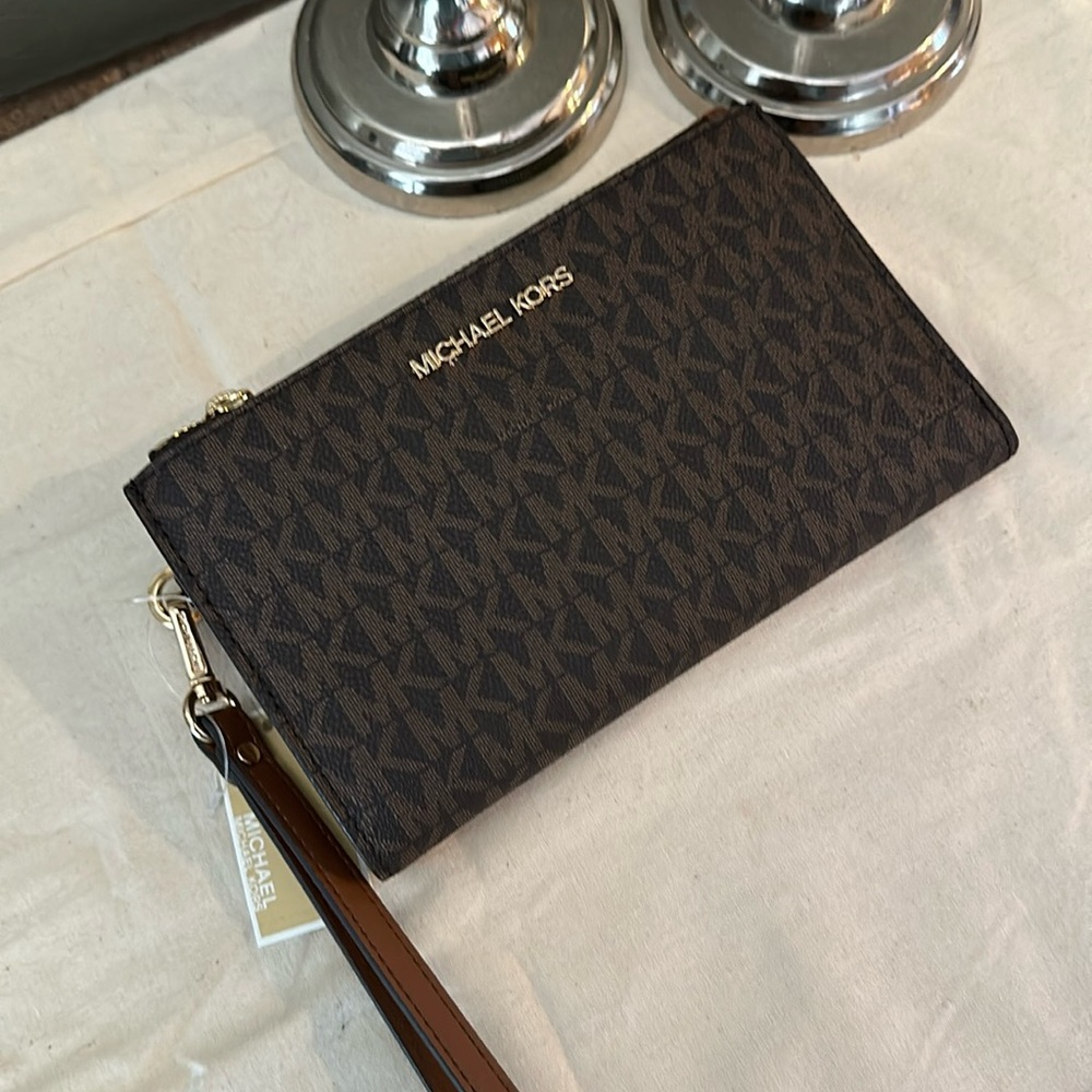 Michael Kors double zipper wallet